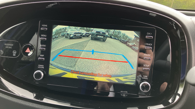 Toyota Aygo X 1.0 VVT-i Edge 5dr Petrol Hatchback